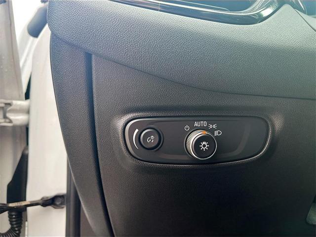 Photo of 2024 Summit White Chevrolet Equinox