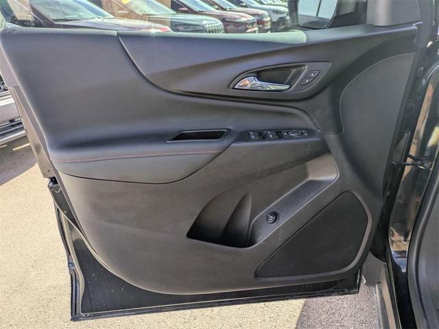 Photo of 2024 Mosaic Black Metallic Chevrolet Equinox