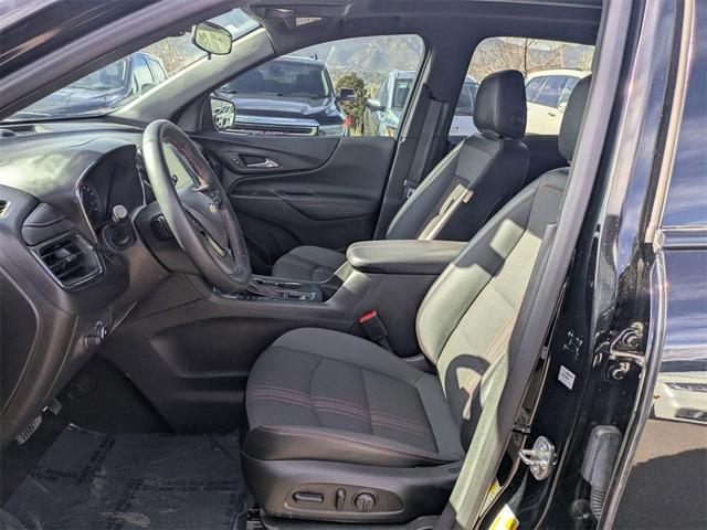 Photo of 2024 Mosaic Black Metallic Chevrolet Equinox