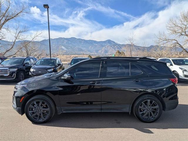 Photo of 2024 Mosaic Black Metallic Chevrolet Equinox