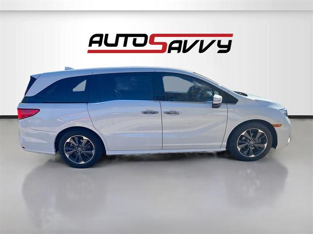 Photo of 2023 Platinum White Pearl Honda Odyssey