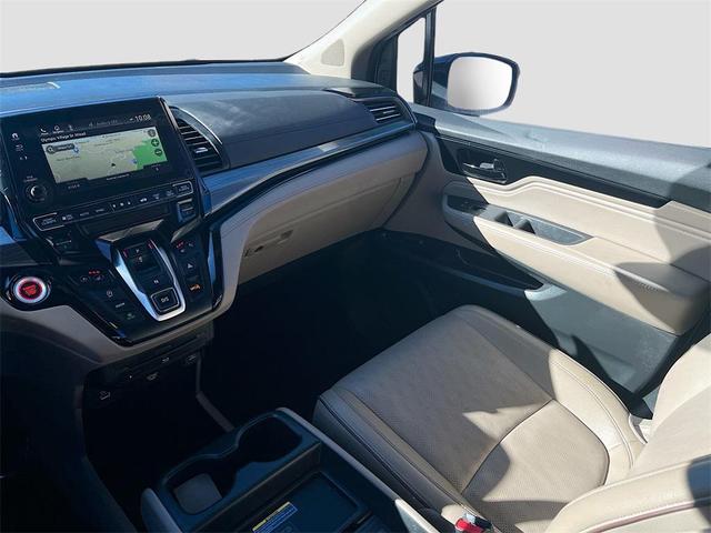 Photo of 2023 Platinum White Pearl Honda Odyssey