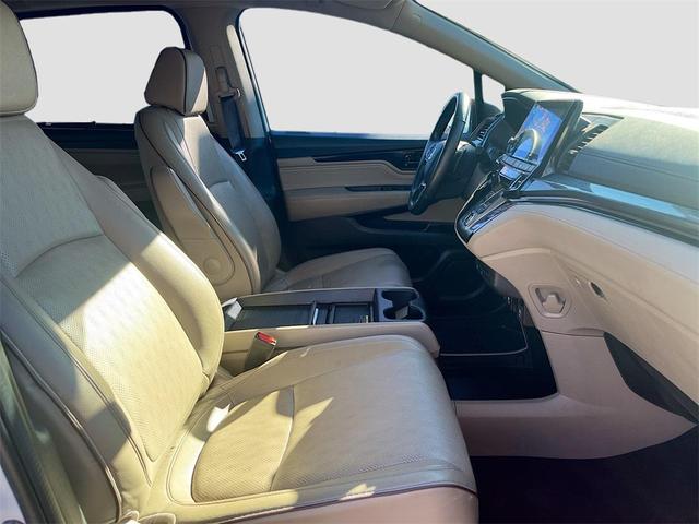 Photo of 2023 Platinum White Pearl Honda Odyssey
