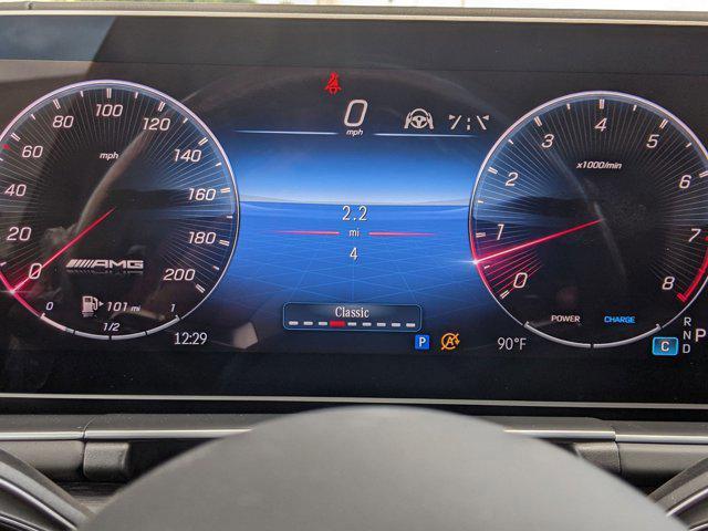 Photo of 2026 MANUFAKTUR Ireland Mid Green Metallic Mercedes-Benz AMG GLE 63