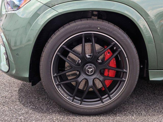 Photo of 2026 MANUFAKTUR Ireland Mid Green Metallic Mercedes-Benz AMG GLE 63
