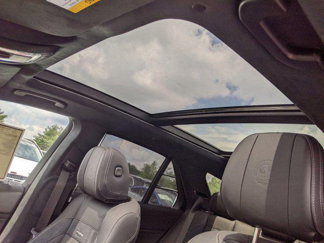 Photo of 2026 MANUFAKTUR Ireland Mid Green Metallic Mercedes-Benz AMG GLE 63