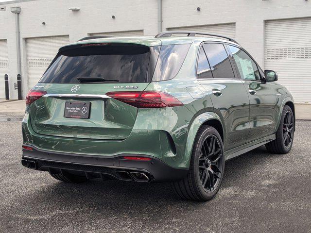 Photo of 2026 MANUFAKTUR Ireland Mid Green Metallic Mercedes-Benz AMG GLE 63