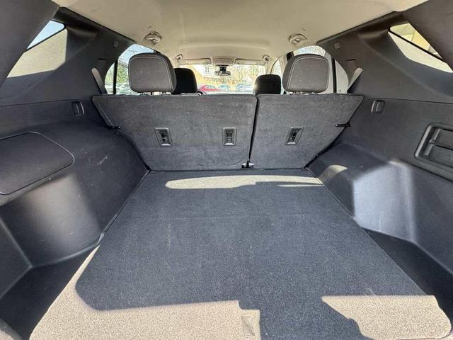 Photo of 2022 Summit White Chevrolet Equinox