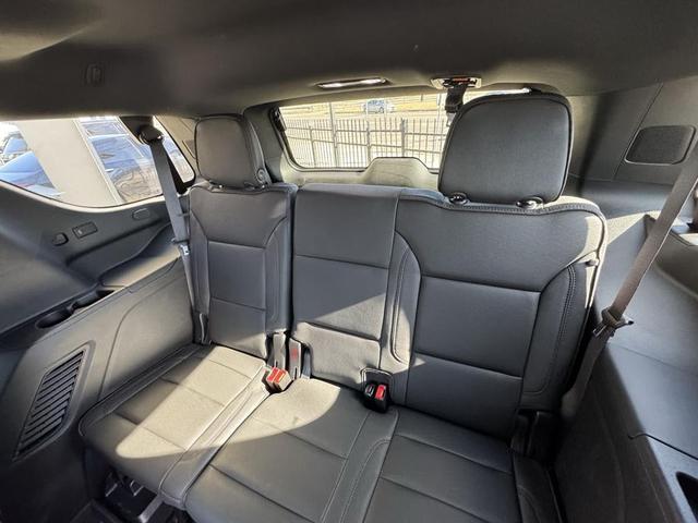 Photo of 2023 Iridescent Pearl Tricoat Chevrolet Tahoe