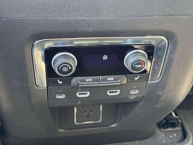 Photo of 2023 Iridescent Pearl Tricoat Chevrolet Tahoe