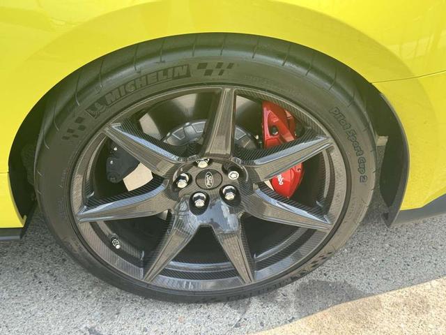 Photo of 2021 Grabber Yellow Ford Shelby GT500