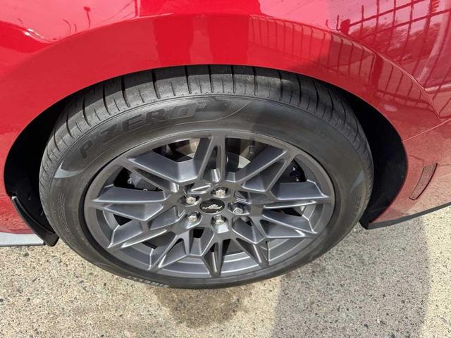 Photo of 2024 Rapid Red Metallic Tinted Clearcoat Ford Mustang