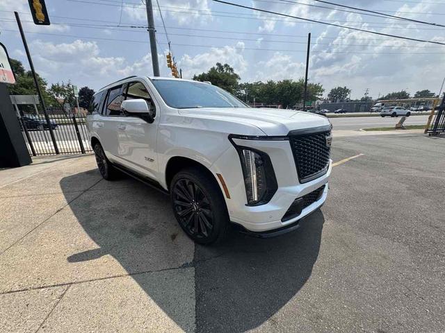 Photo of 2025 Crystal White Tricoat Cadillac Escalade