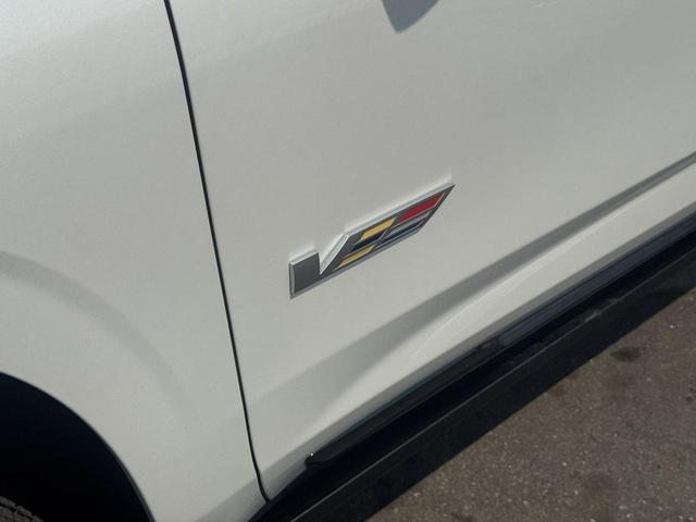 Photo of 2025 Crystal White Tricoat Cadillac Escalade