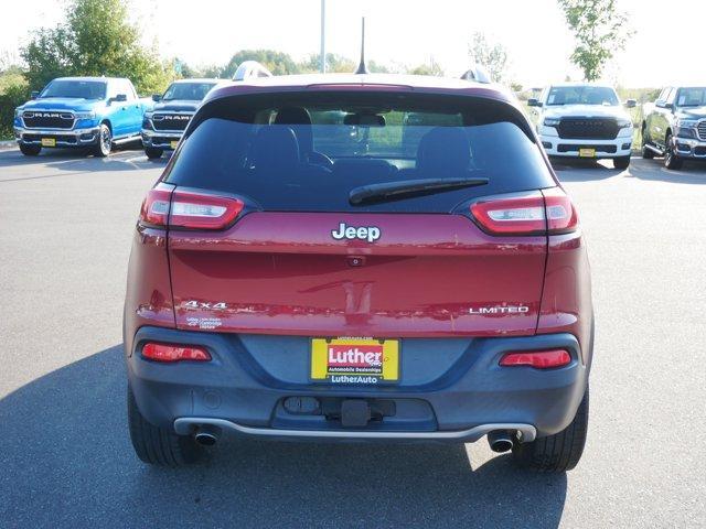 Photo of 2014 Deep Cherry Red Crystal Pearlcoat Jeep Cherokee