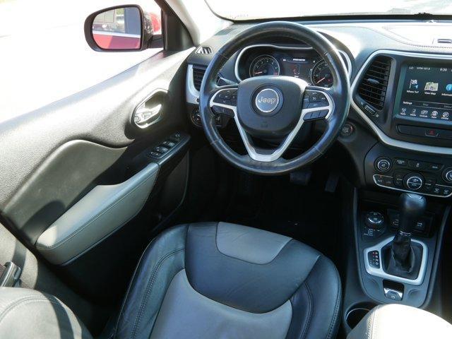 Photo of 2014 Deep Cherry Red Crystal Pearlcoat Jeep Cherokee