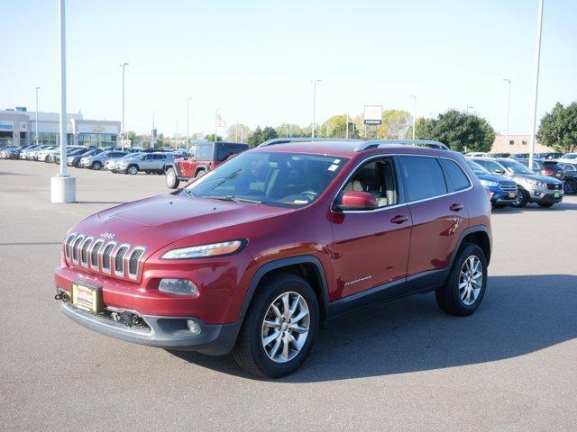 Photo of 2014 Deep Cherry Red Crystal Pearlcoat Jeep Cherokee