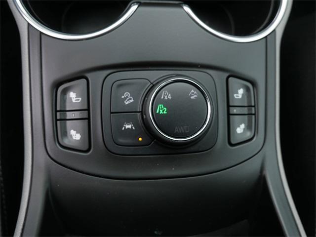 Photo of 2023 Summit White GMC Terrain