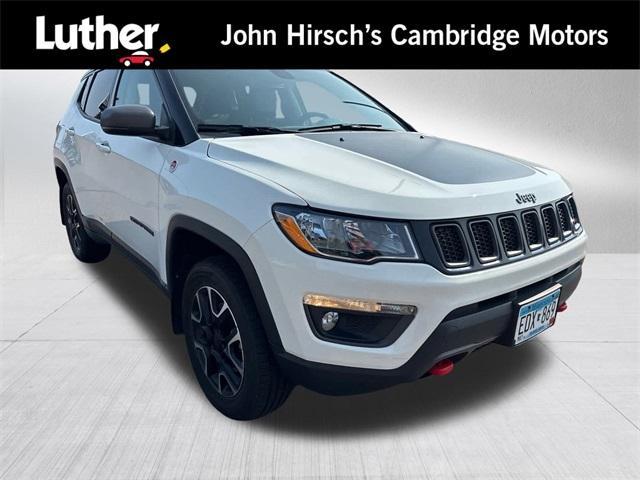 Photo of 2020 White Clearcoat Jeep Compass