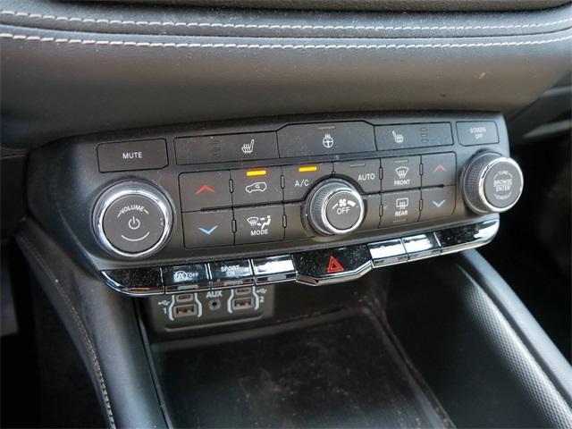 Photo of 2021 Vice White Dodge Durango
