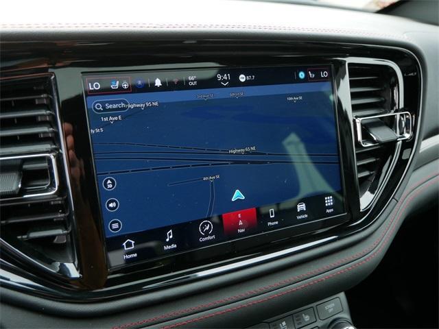 Photo of 2024 DB Black Clearcoat Dodge Durango
