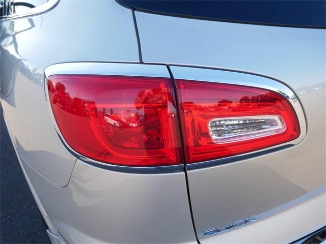 Photo of 2015 Champagne Silver Buick Enclave
