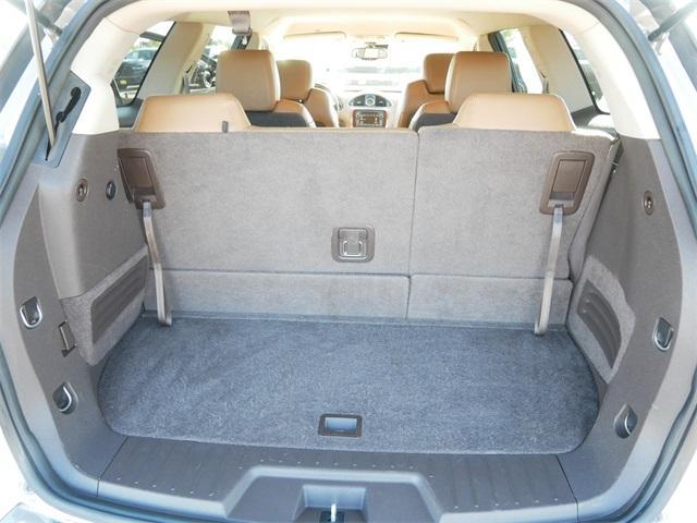 Photo of 2015 Champagne Silver Buick Enclave