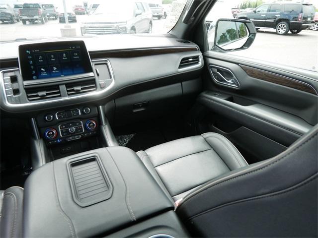 Photo of 2022 Summit White Chevrolet Tahoe