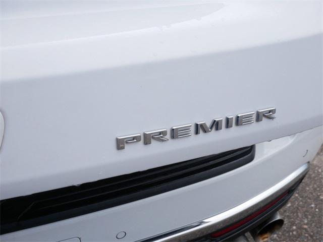 Photo of 2022 Summit White Chevrolet Tahoe