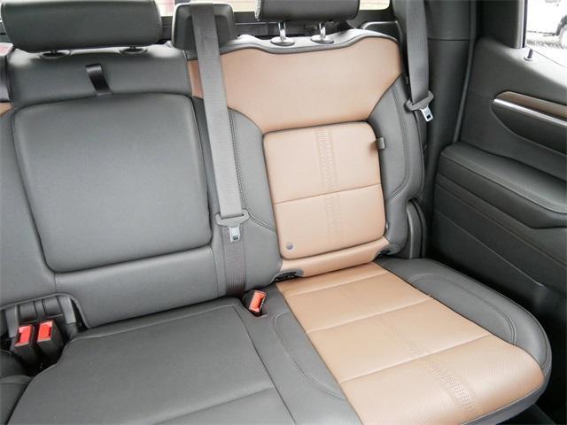 Photo of 2024 Black Chevrolet Silverado 1500