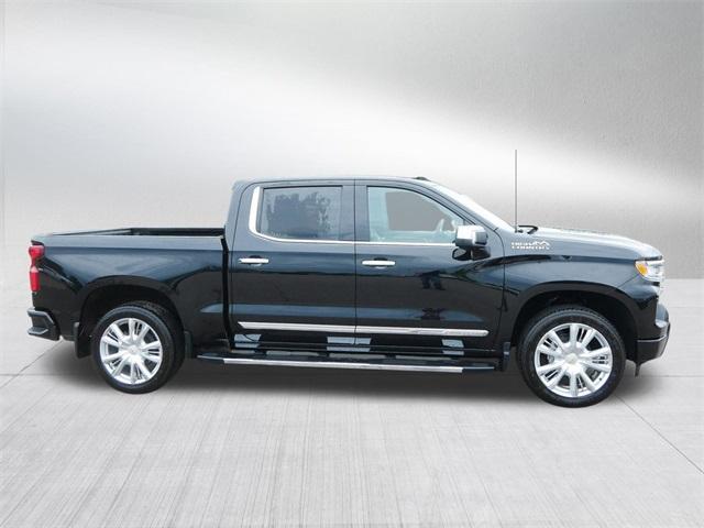 Photo of 2024 Black Chevrolet Silverado 1500