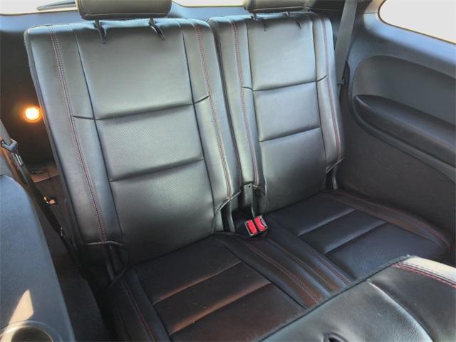 Photo of 2018 Granite Clearcoat Metallic Dodge Durango