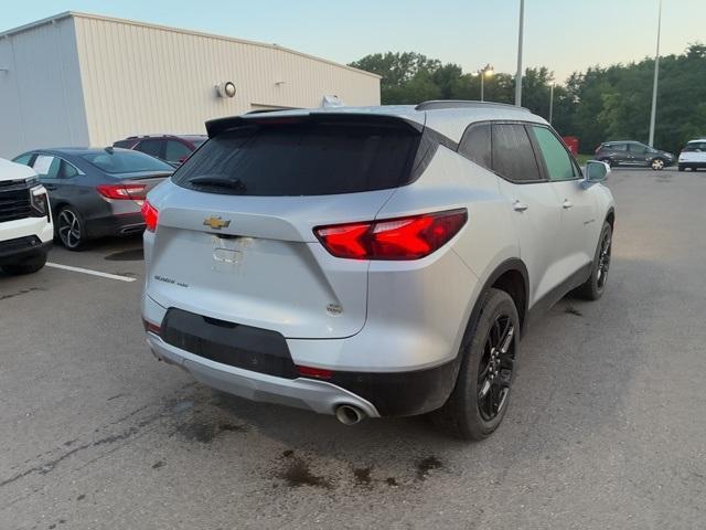 Photo of 2020 Silver Ice Metallic Chevrolet Blazer