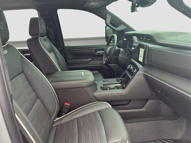 Photo of 2025 Gray GMC Sierra 2500