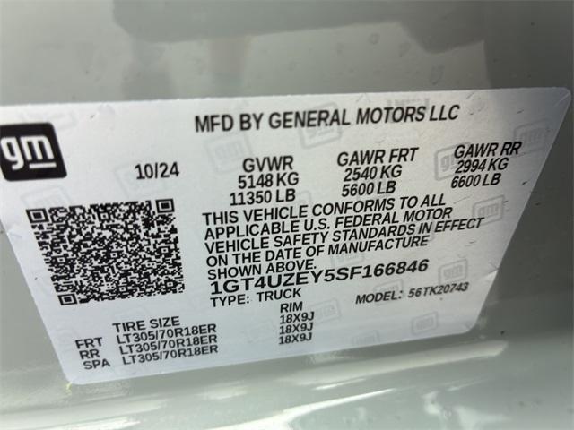 Photo of 2025 Gray GMC Sierra 2500