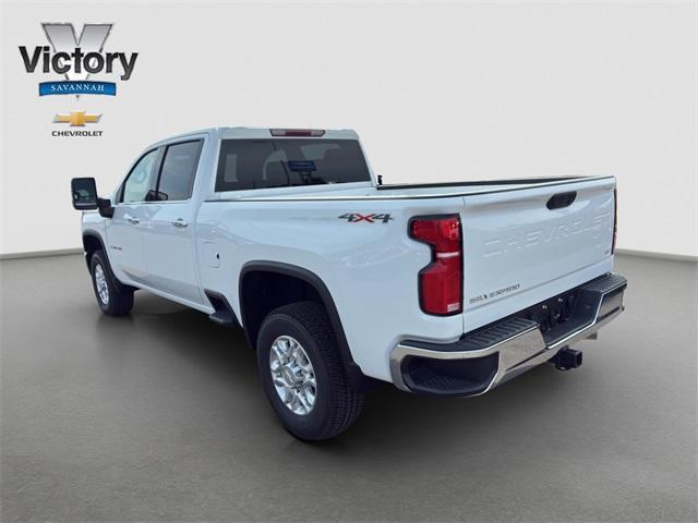 Photo of 2025 White Chevrolet Silverado 2500