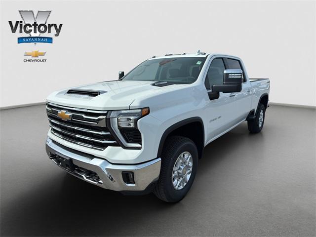 Photo of 2025 White Chevrolet Silverado 2500