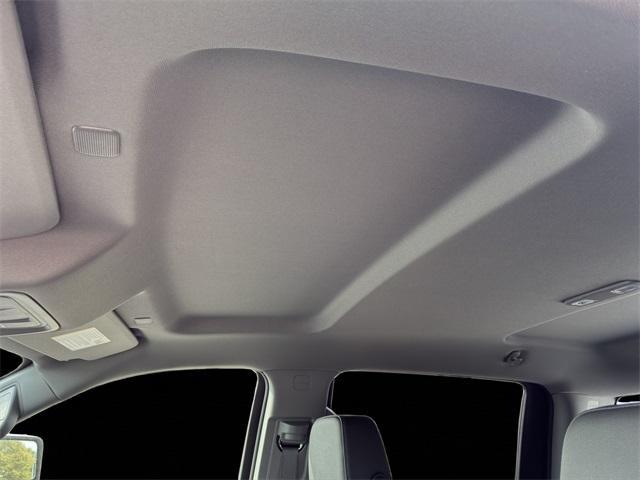 Photo of 2025 White Chevrolet Silverado 2500