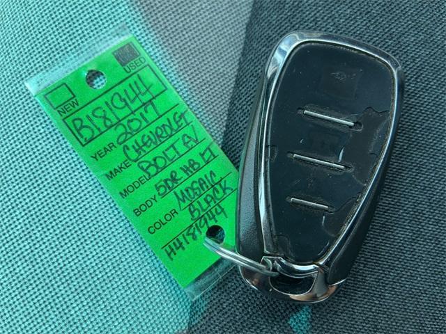 Photo of 2017 Mosaic Black Metallic Chevrolet Bolt EV