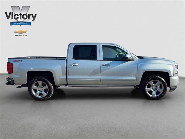 Photo of 2017 Silver Ice Metallic Chevrolet Silverado 1500