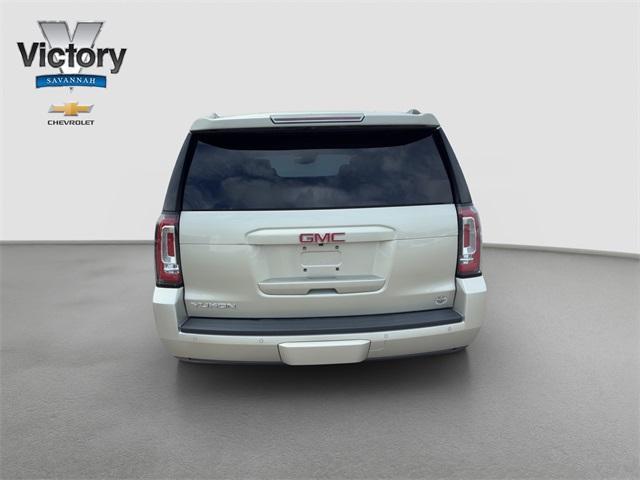 Photo of 2017 Sparkling Silver Metallic GMC Yukon