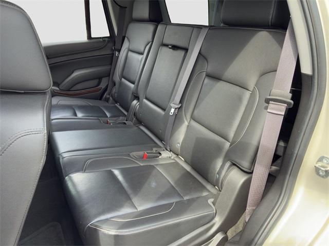 Photo of 2017 Sparkling Silver Metallic GMC Yukon