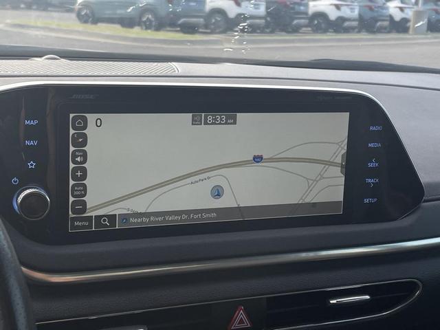 Photo of 2023 White Hyundai SONATA