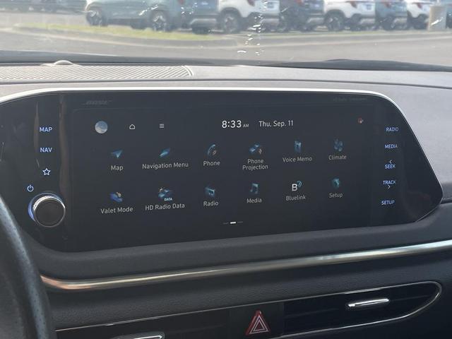 Photo of 2023 White Hyundai SONATA