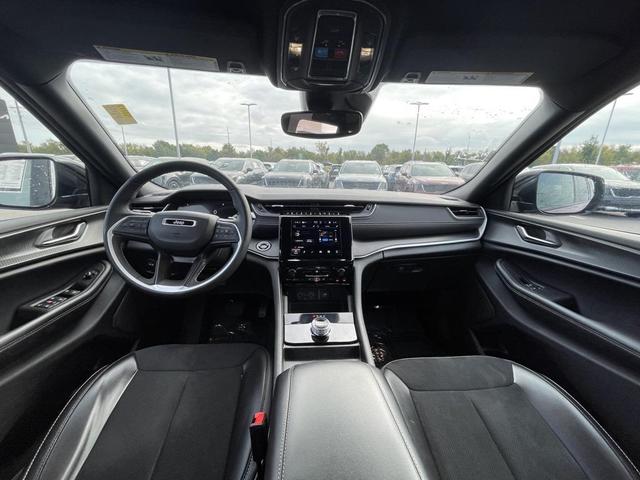 Photo of 2024 Velvet Red Pearlcoat Jeep Grand Cherokee