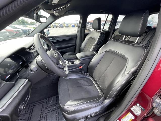 Photo of 2024 Velvet Red Pearlcoat Jeep Grand Cherokee
