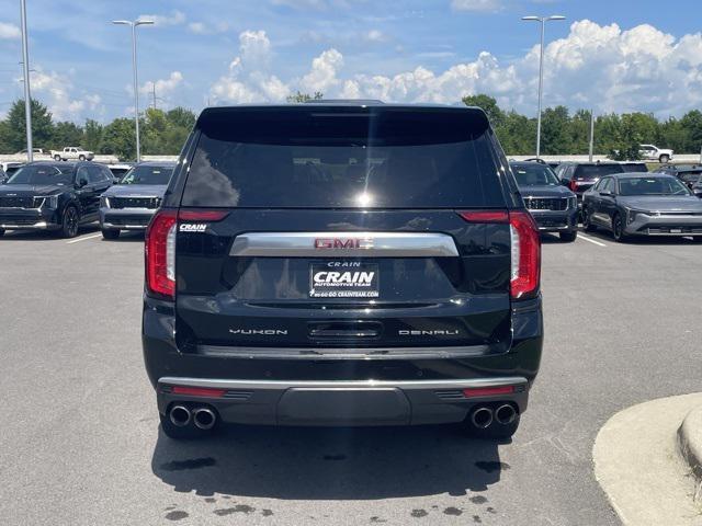 Photo of 2021 Onyx Black GMC Yukon XL