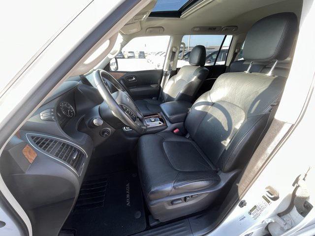 Photo of 2023 Aspen White Tricoat Nissan Armada