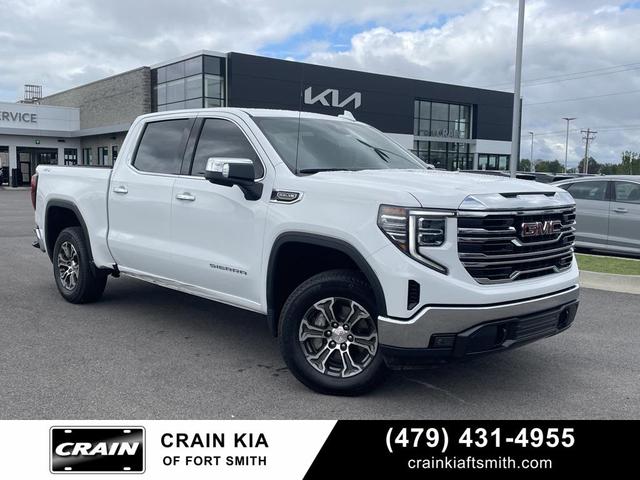 Photo of 2023 Summit White GMC Sierra 1500