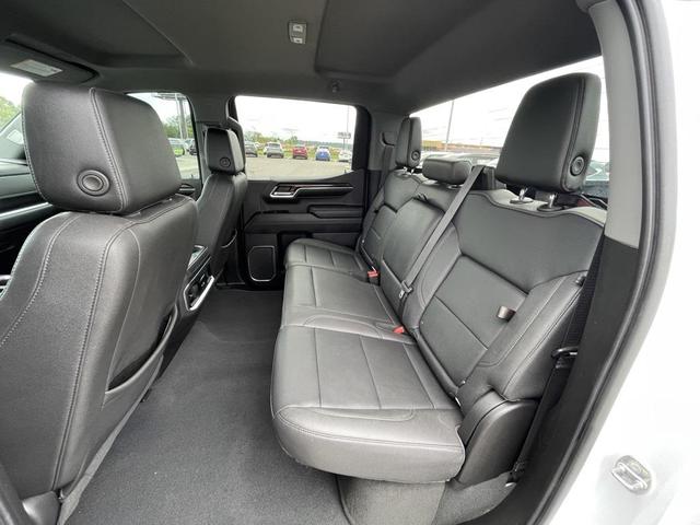 Photo of 2023 Summit White GMC Sierra 1500